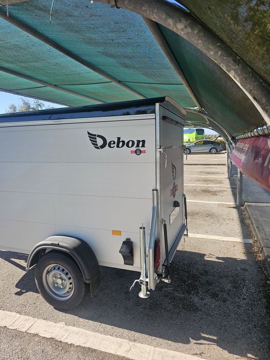 Debond 255 Trailer with Brake