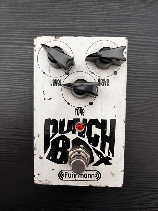 Pedais a venda com preços baixos