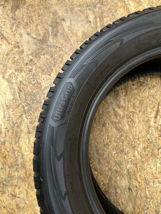 Зимові шини 245/55R19 107T GOOD/YEAR UltraGrip Arctic 2.гума резина шини