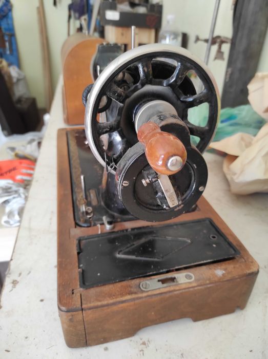 Швейная машинка ПМЗ им. Калинина: 1 041 грн. - Швейные машины и