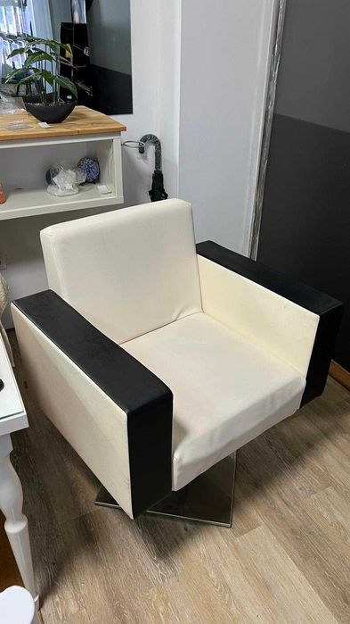 Mobiliário de cabeleireiro e estética em EXCELENTE ESTADO