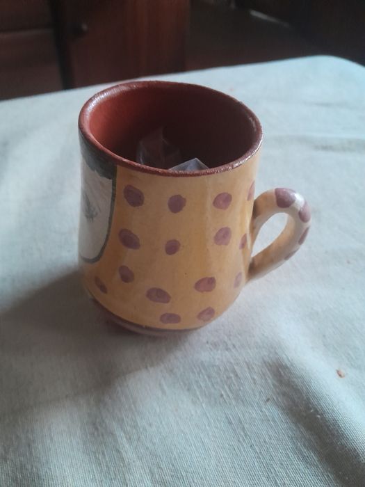 Caneca em barro nova