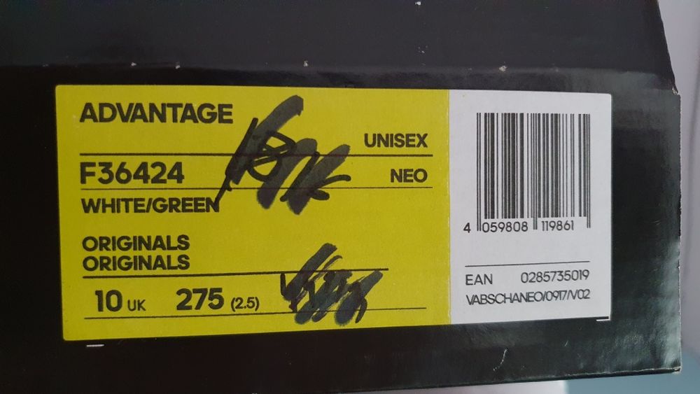 Buty męskie sportowe Adidas Rozmiar 44.5  Wkładka  28.5 cm