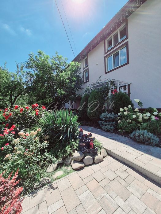 Здам Таунхаус/апартаменти/студія/клубний будинок.Осокорки.Поруч метро.