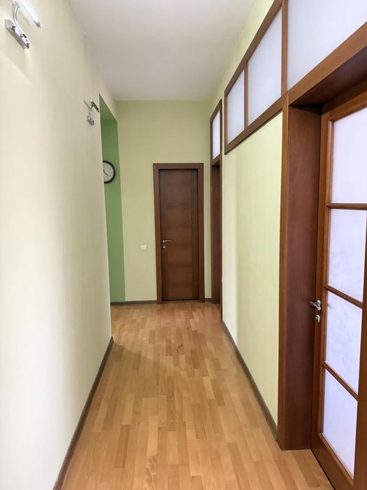 Продаж 4 кім квартири