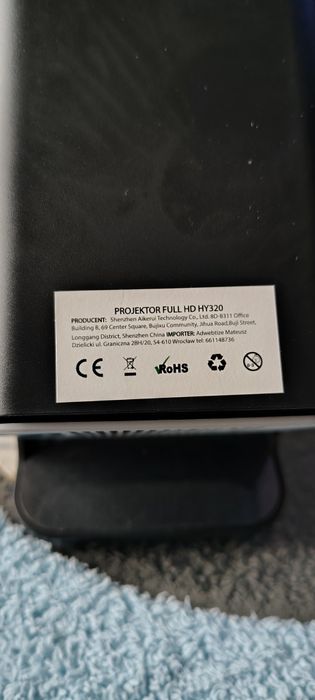 Projektor  hy320