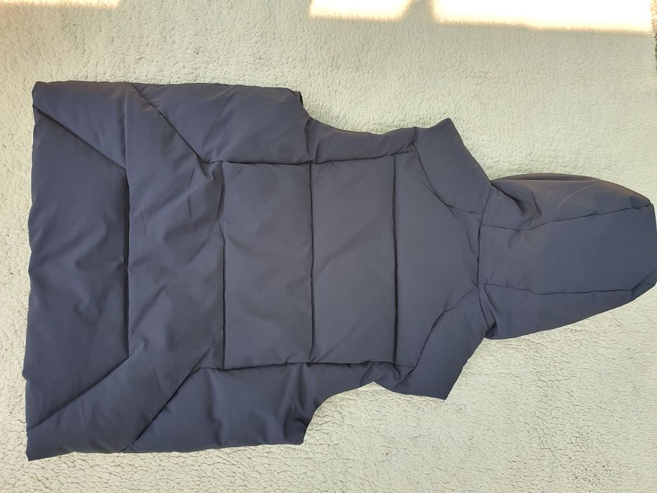 Продам, жилетку black vinyl ,50 размер, синий  цвет.