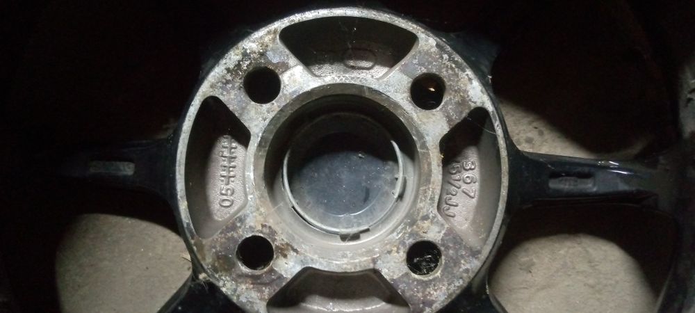 Продам титани на 13