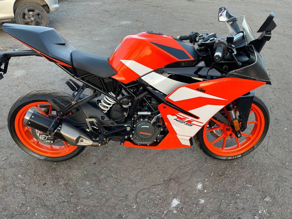 Продам мотоцикл Ktm RC 125к..