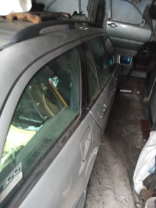 Мерседес w202 запчастини ,крила ...