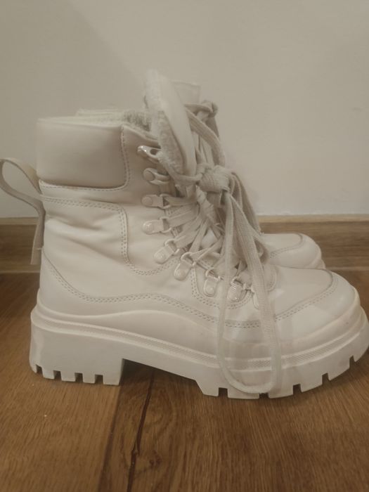 Trapery damskie/dziewczęce 37