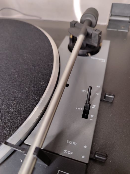 Проигрыватель винила Dual , Germany.