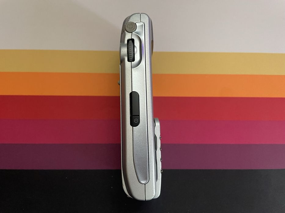 Sony Ericsson P900i, Samsung E350 у відмінному стані