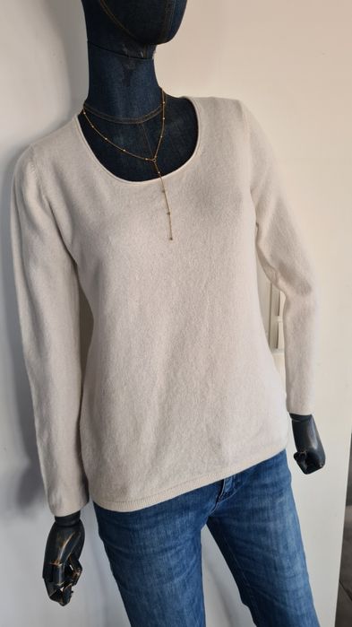 Sweter Tommy Hilfiger. 91% Wełna i 9% Kaszmir. Śmietankowy Maślany. M