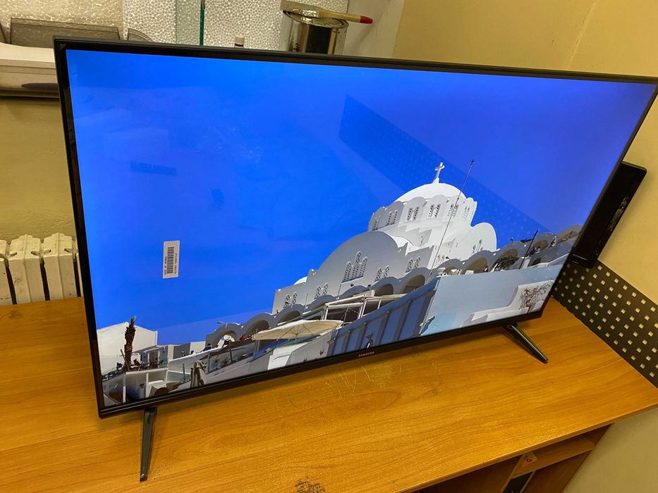 ГОЛОСОВОЙ пульт Телевизоры Samsung 4К SmartTV 45' 2/16GB WIFI, T2, BT