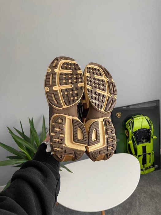 Кросівки Nike V2K Runtekk Lt British Tan premium