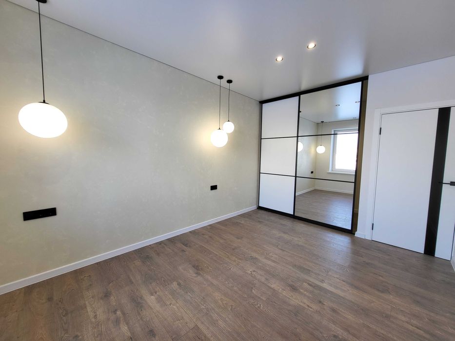 Однокімнатна квартира в новобудові з ремонтом