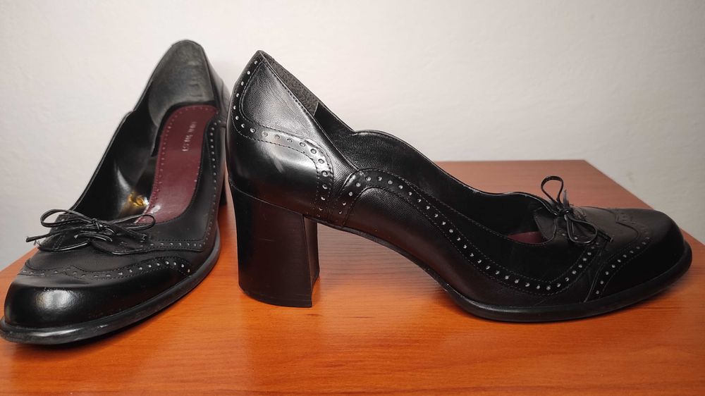 skórzane NINE WEST  w bdb stanie