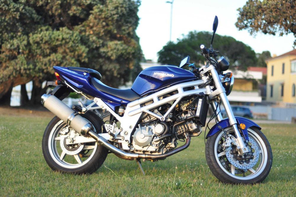 Hyosung Comet 650 V-Twin