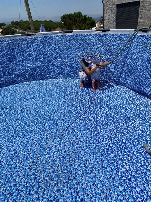 Piscina desmontável Bestway Steel Pro Max 4,57x1,22m c/ bomba, filtro, escada e cobertura