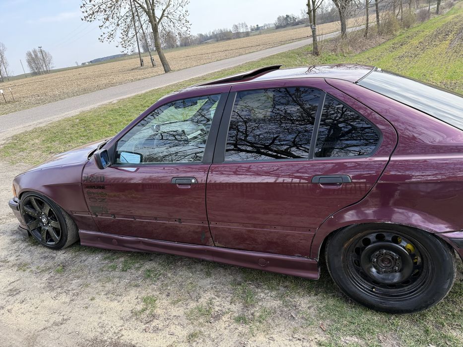 BMW E36 Seria 3 drift spec 170 konii