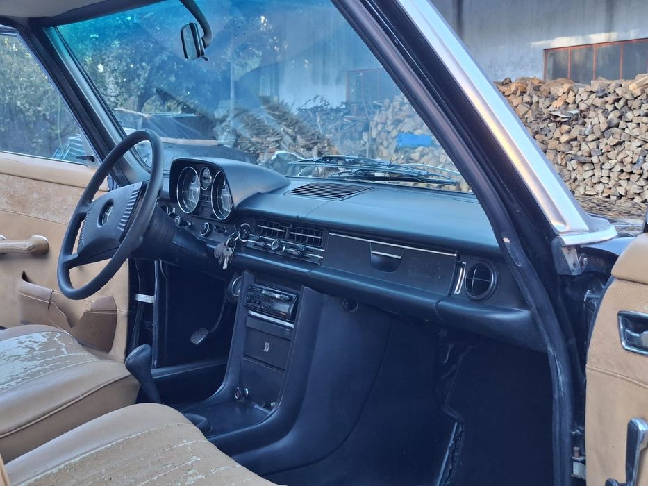 Mercedes Benz 200 gasóleo de 1976