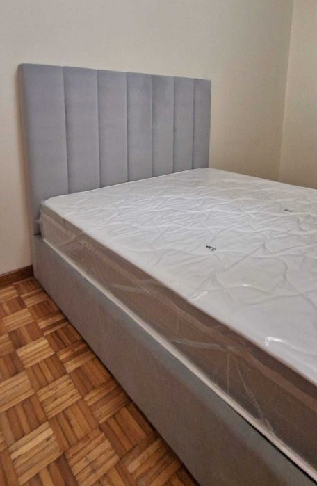 Camas De Casal Estofadas ALTA GAMA - MODELO GOMOS - Top de Gama 190x140m Estrado Incluído!!