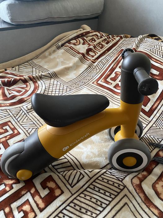 Біговел Kinderkraft Minibi Honey Yellow