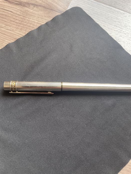 Caneta Cartier usada