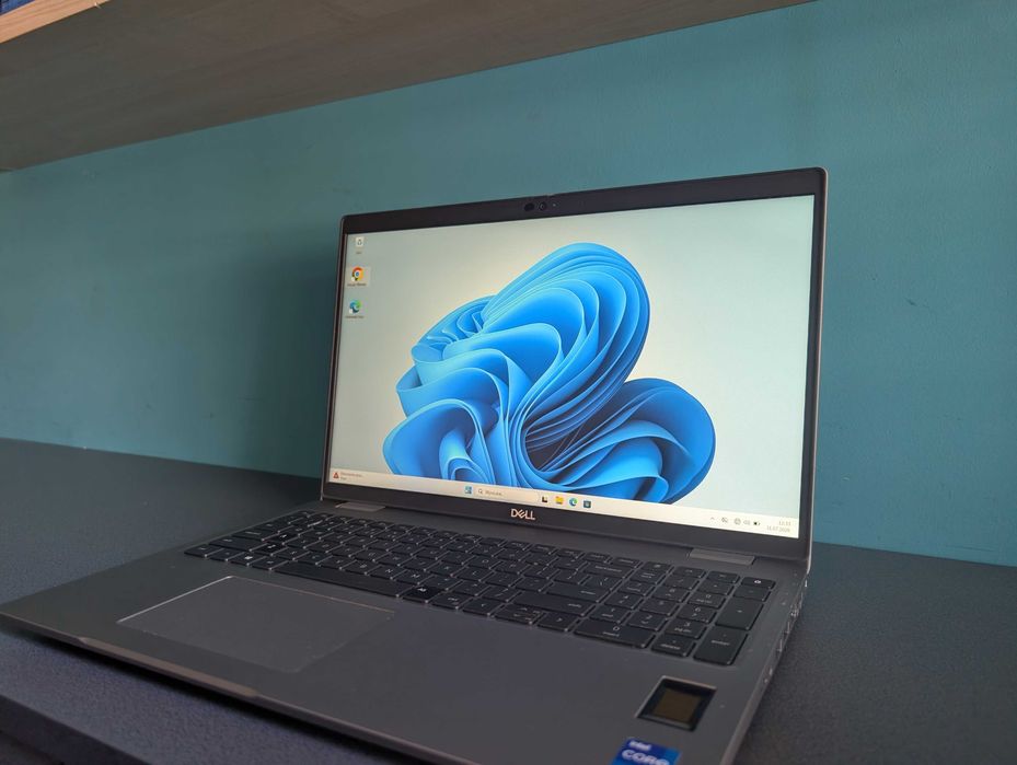 Laptop Dell Precision 3560 i7-11gen 16gb , 512gb, nvidia , win 11