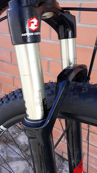 BTT Scott Spark Expert 29" Carbono