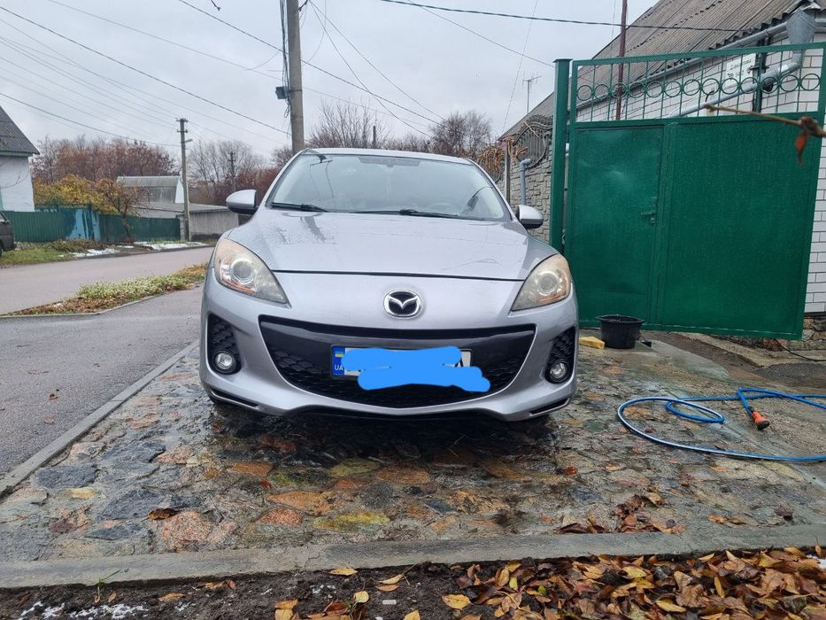 Продам Мазду 2013