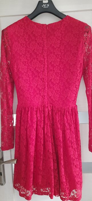 Sukienka koronkowa czerwona