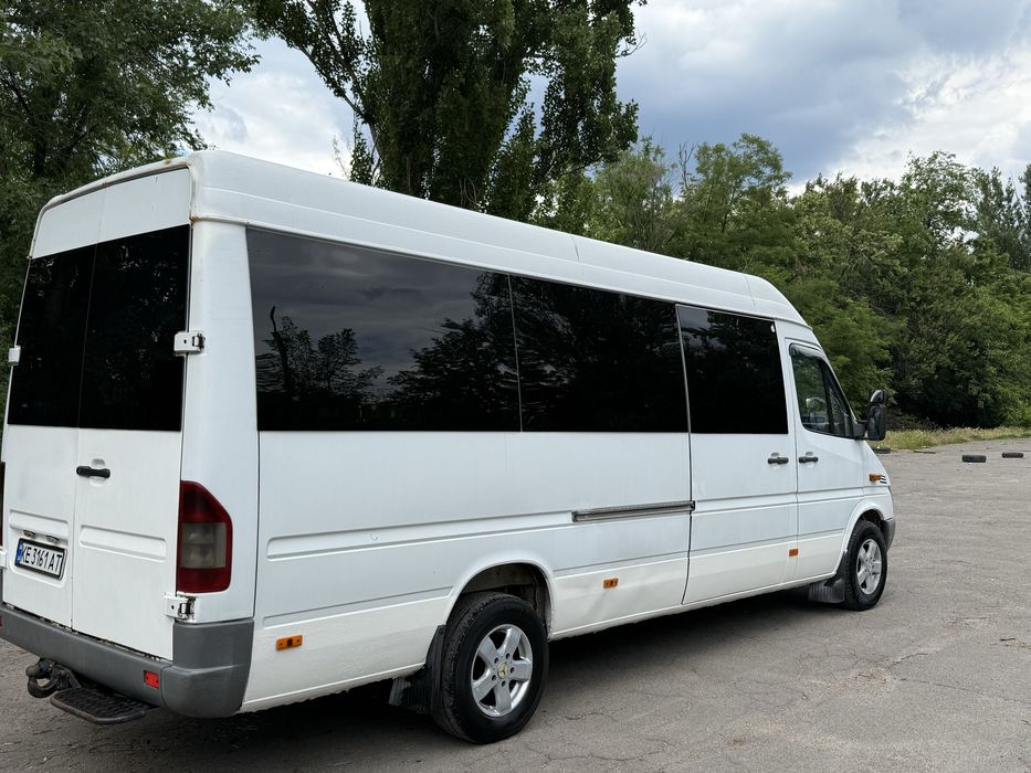 Продам Sprinter 2.2 903 12 мест