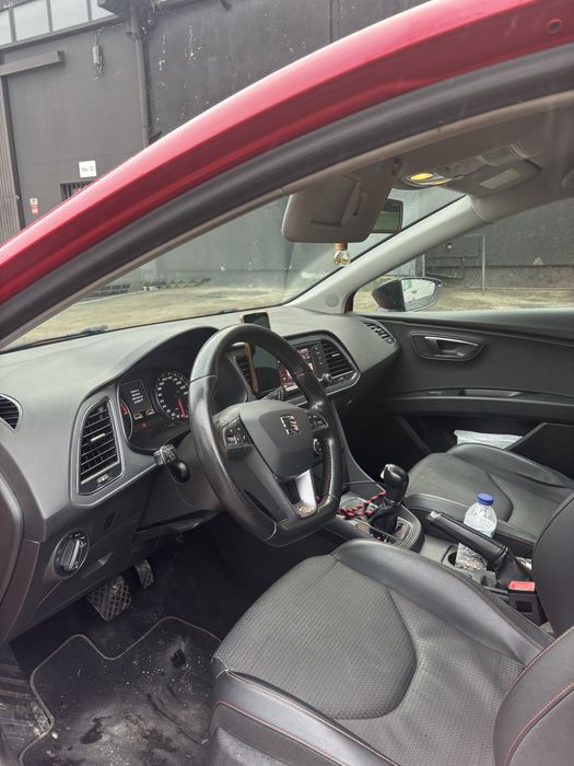 Seat leon 2.0 TDI  FR  DSG  189000km inspeçao feita recente .