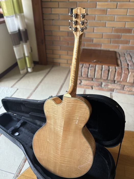 Sprzedam gitarę Gibson j-185 ec