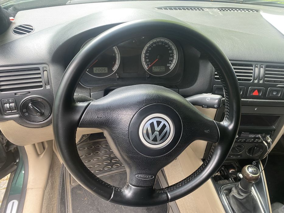 Volkswagen Bora, Golf 4, Jetta