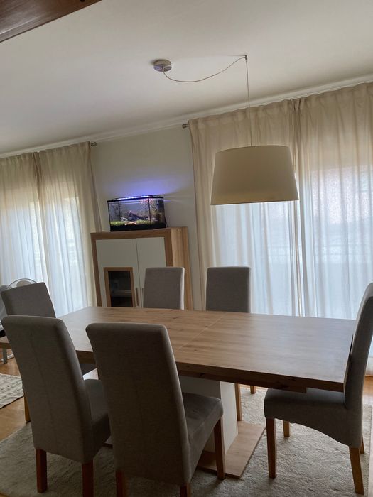 Conjunto Mesa e Cadeiras