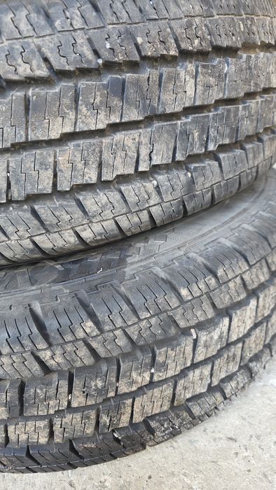 Шини колеса диски на Рено Трафік Опель Віваро