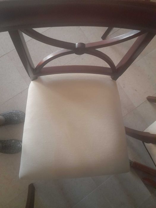 mesa de Jantar e cadeiras Caires