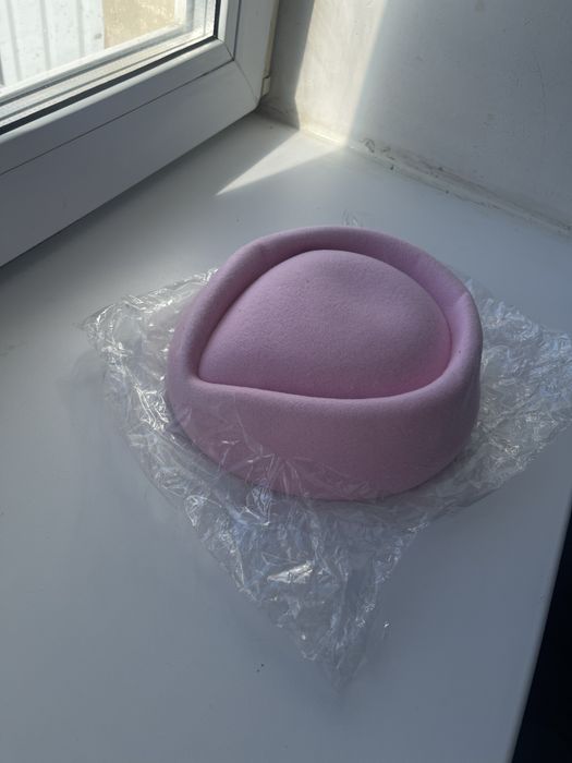 Шляпка  розовая трендовая