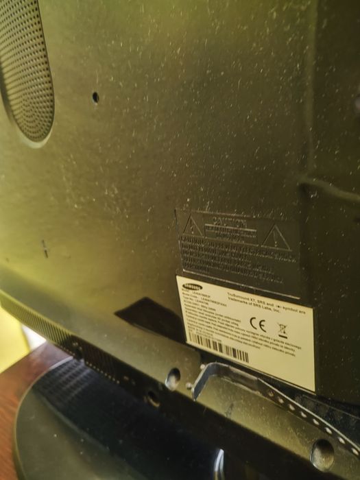 Mam do sprzedania telewizor 43 cale Samsunga z dekoderem