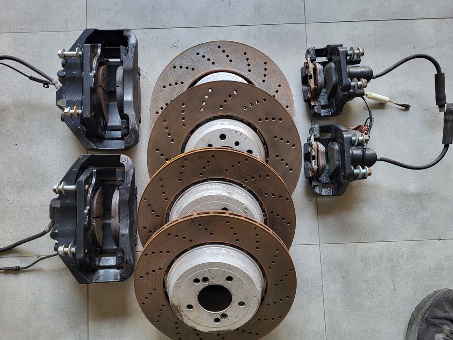 Zaciski Tarcze Hamulcowe bmw m5 e60 m6 e63 e64 v10 507km Przód Tył