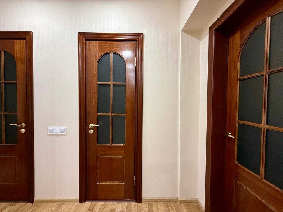 Трикімнатна квартира зайти і жити! Продаж по Є-відновленню!