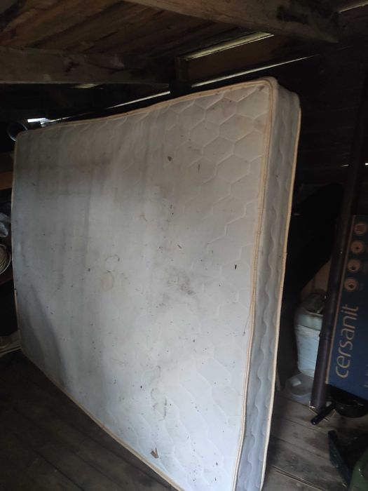 Матрас даром широкий