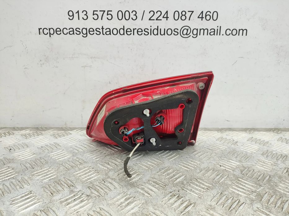 Farolim de mala esquerdo original VW Volkswagem Passat B7 Variant