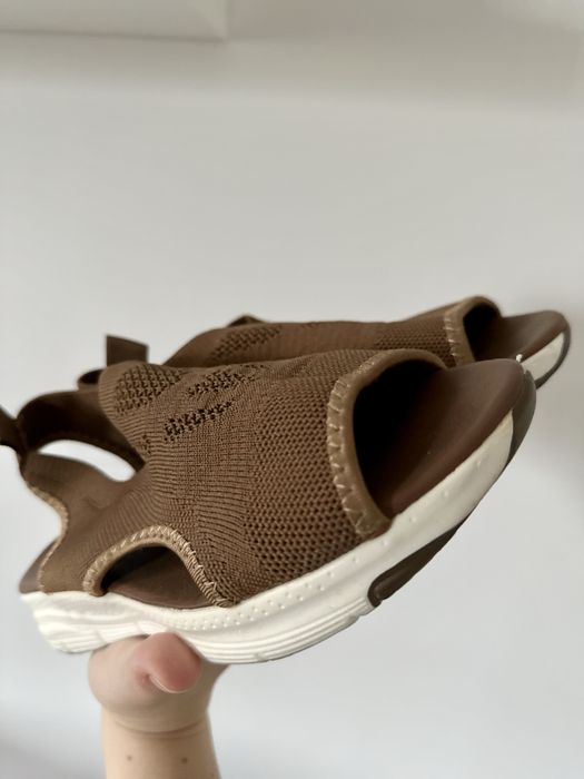 Buty sandały elastyczne wygodne piankowe brązowe na lato