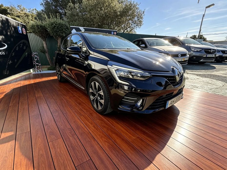 Renault Clio 1.0 TCe Limited CVT