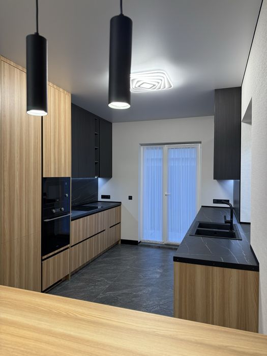 Продаж нового будинку БЕЗ КОМІСІЇ в комплексі Антей 2, Золоті ключі