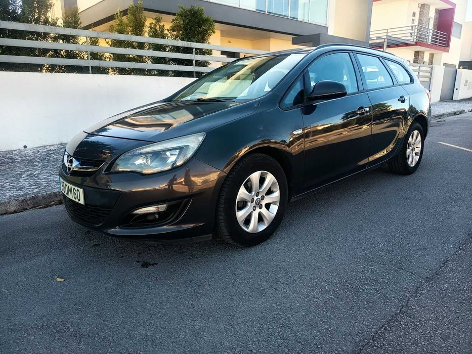 OPEL Astra J Sports Tourer 1.3 CDTI 2014 — photo 4